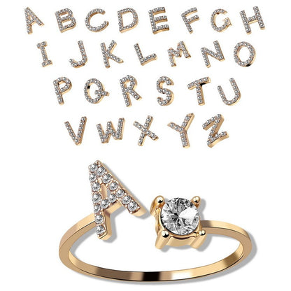 Ring mit Buchstabe